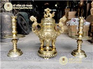 Bộ đỉnh tam sự bằng đồng vàng hàng Việt Nam